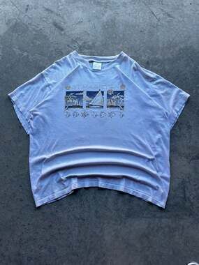 Vintage 1980s St. Maarten Sailboat Beach Graphic T-Shirt